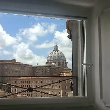 La Rosa Del Vaticano Luxury